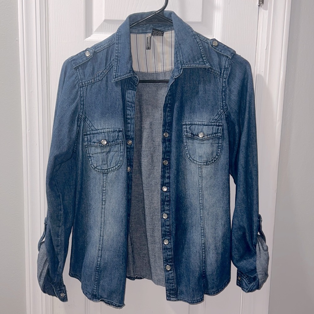 Blue Jean snap button shirt dark wash style jean streetwear casual jacket cotton